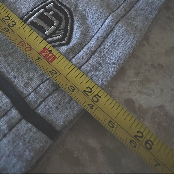 Old Time Hockey Pittsburgh Penguins NHL Gray T-Shirt Sz S. EUC - Picture 10 of 10